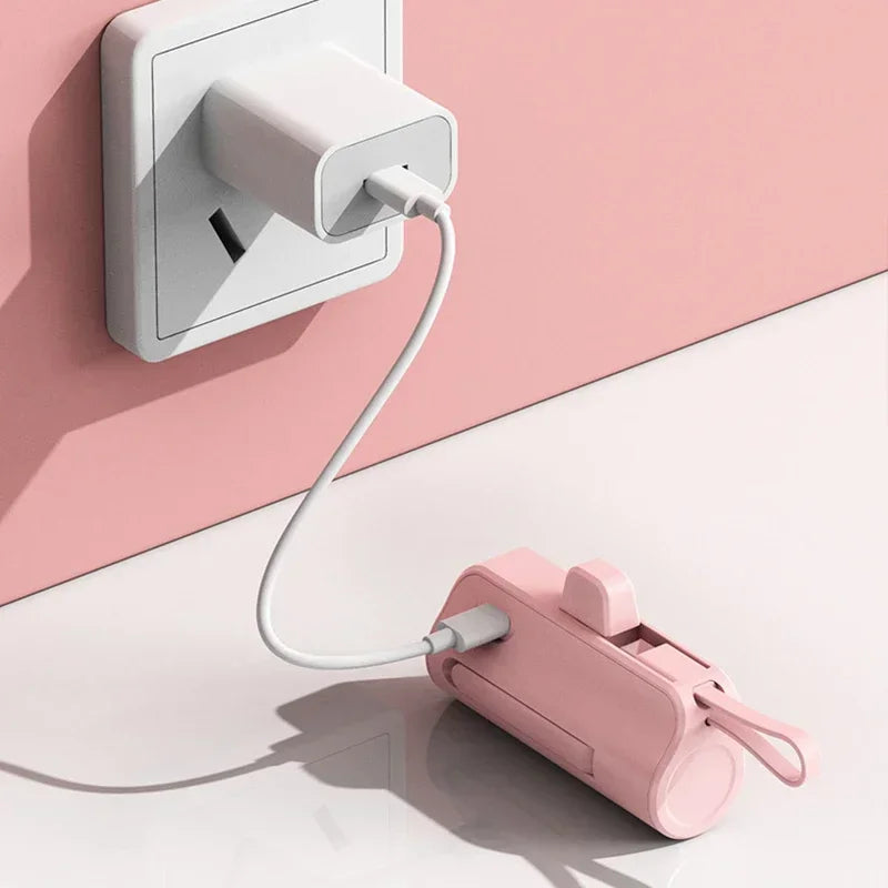 Mini Portable Mobile Phone Charger External Battery Power Bank Plug and Play Suitable for Apple Samsung Huawei Xiaomi 10000Mah